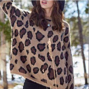 Altar'D State Leopard Print Fuzzy Oversized Sweater, Size Medium/Large EUC